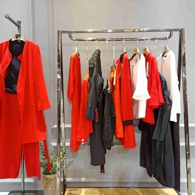 2018新品折扣女裝 安娜高端品牌廠家批發(fā)貨源全解析